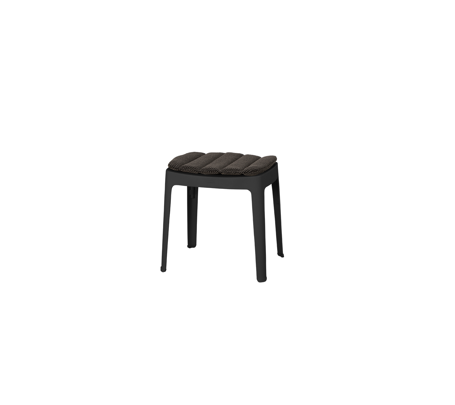 Een slanke, minimalistische kruk met een gevoerde zitting en stevige poten, perfect voor veelzijdige zitopties in verschillende omgevingen.