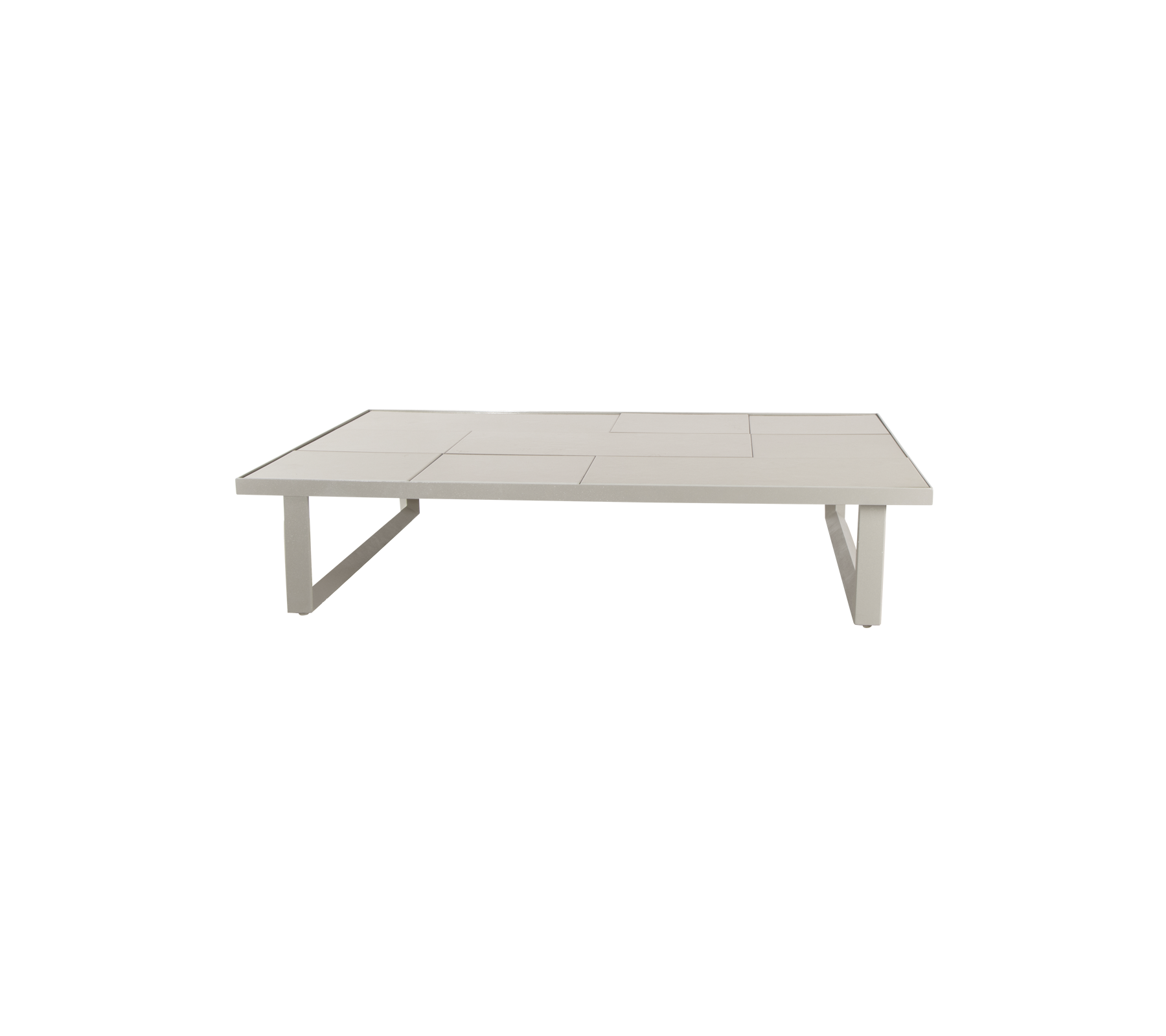 Modern zandkleurige tafel met een minimalistisch ontwerp.