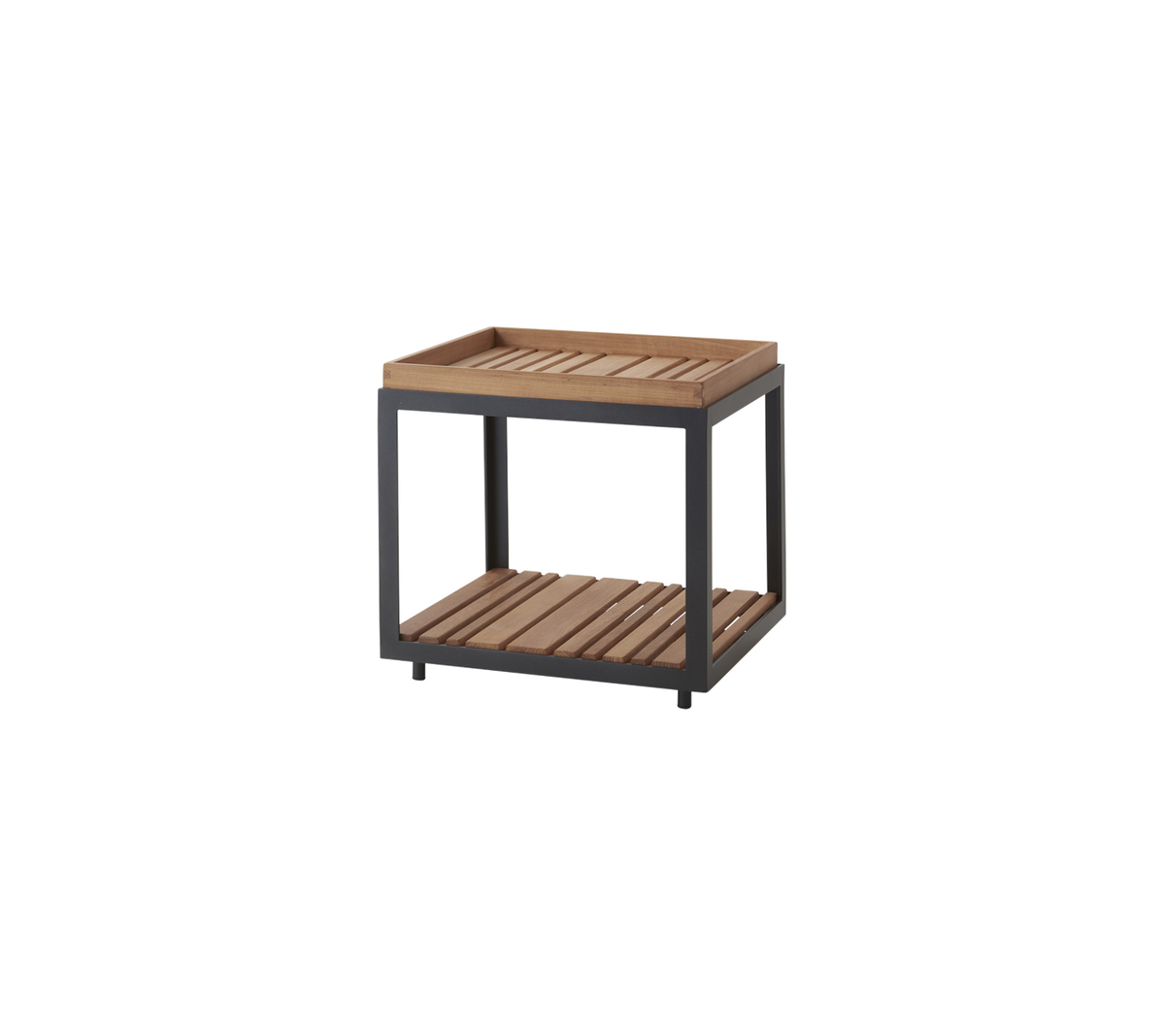 Houten tafeltje met een lattenblad en een onderste plank, met een stevige frame voor veelzijdige opslag en presentatie.