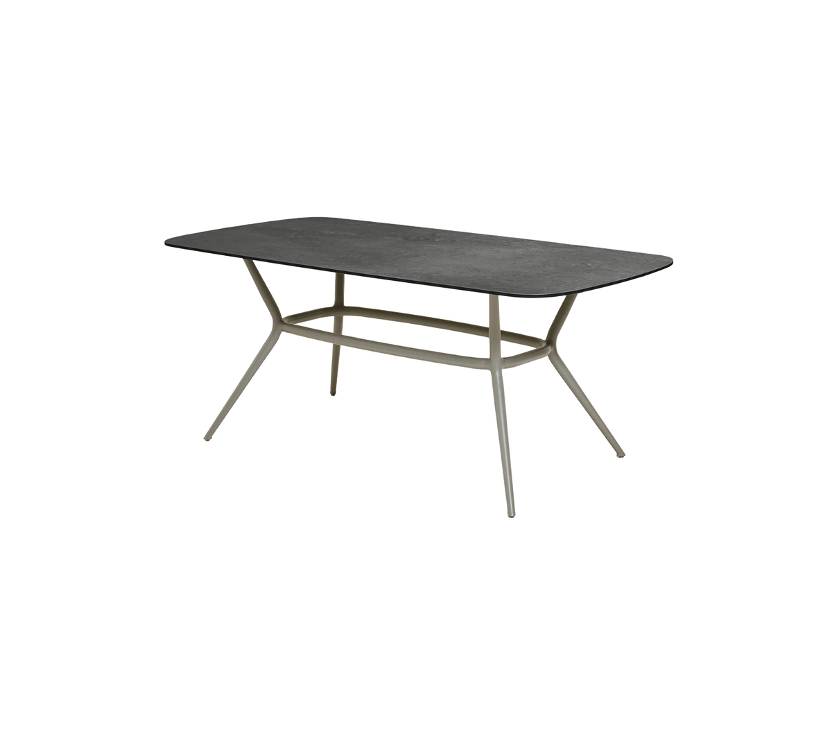 Modern rechthoekige tafel met een strakke donkere oppervlakte en stijlvolle, schuinstaande poten voor een eigentijdse uitstraling. Ideaal voor verschillende omgevingen.