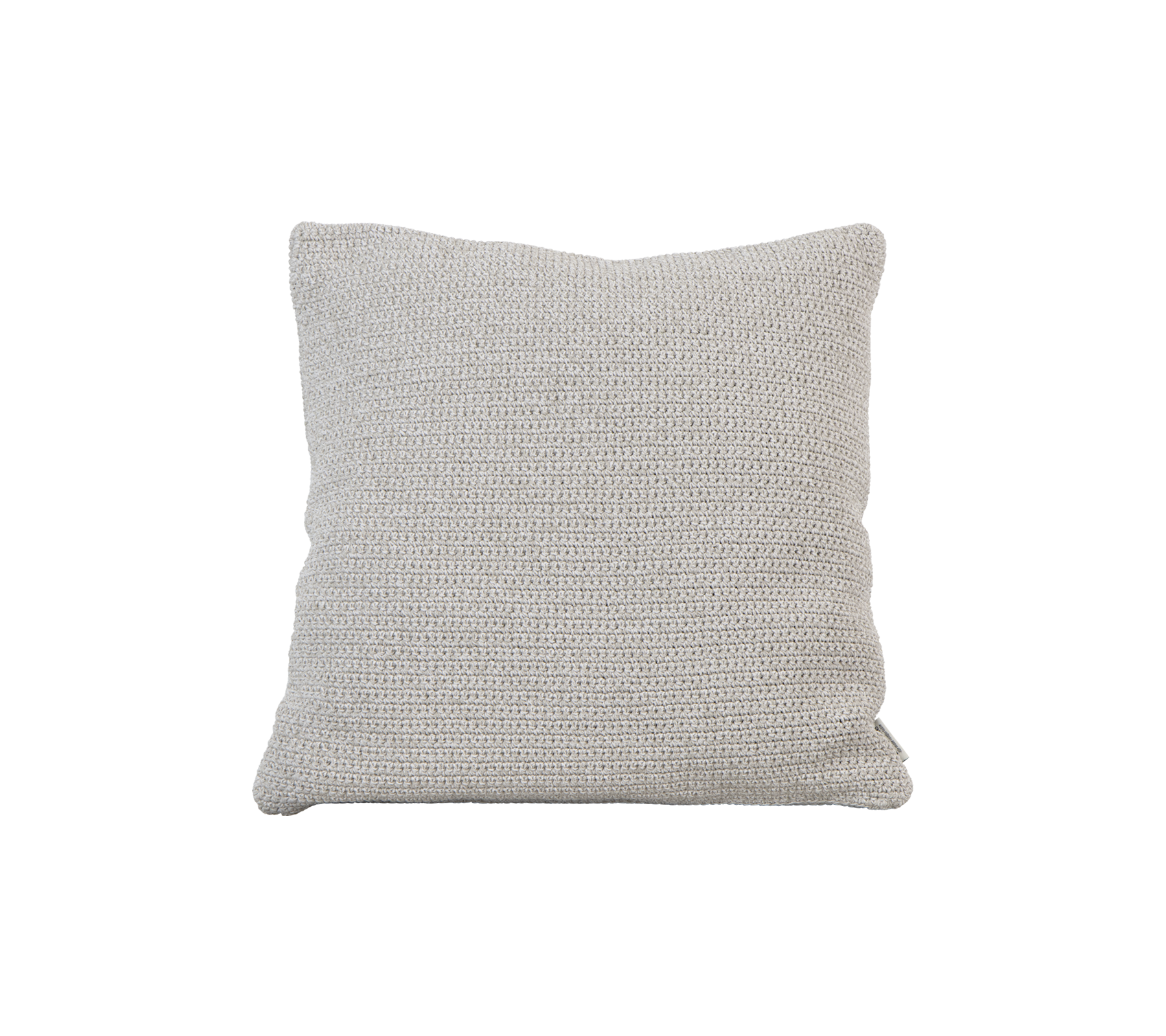 Gestructureerd vierkant kussen in een zachte, neutrale kleur, perfect om comfort en stijl aan elke ruimte toe te voegen.