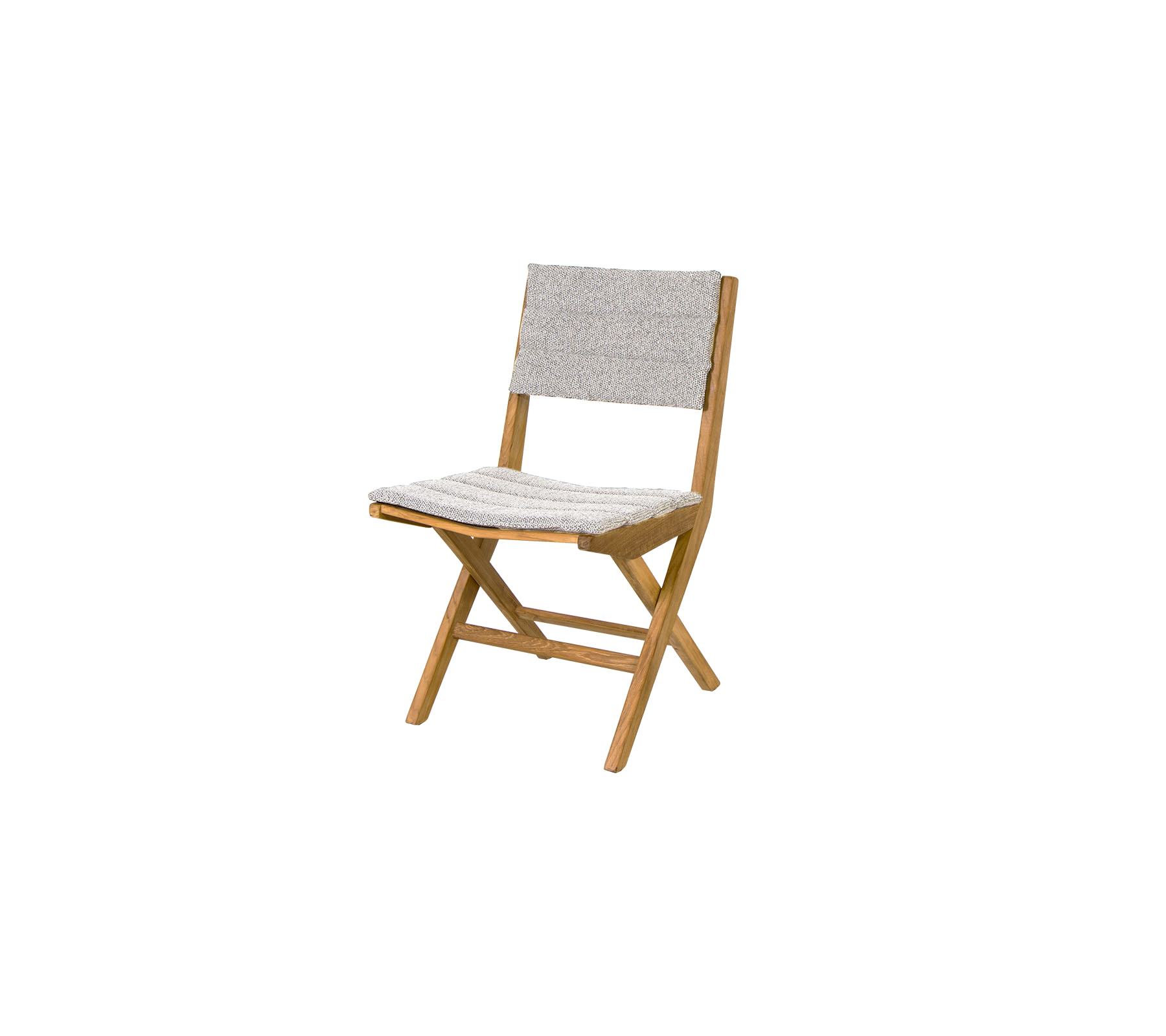 Vouwstoel met een houten frame en een gestructureerde stoffen zitting en rugleuning, die functionaliteit en stijl combineert voor veelzijdig gebruik.