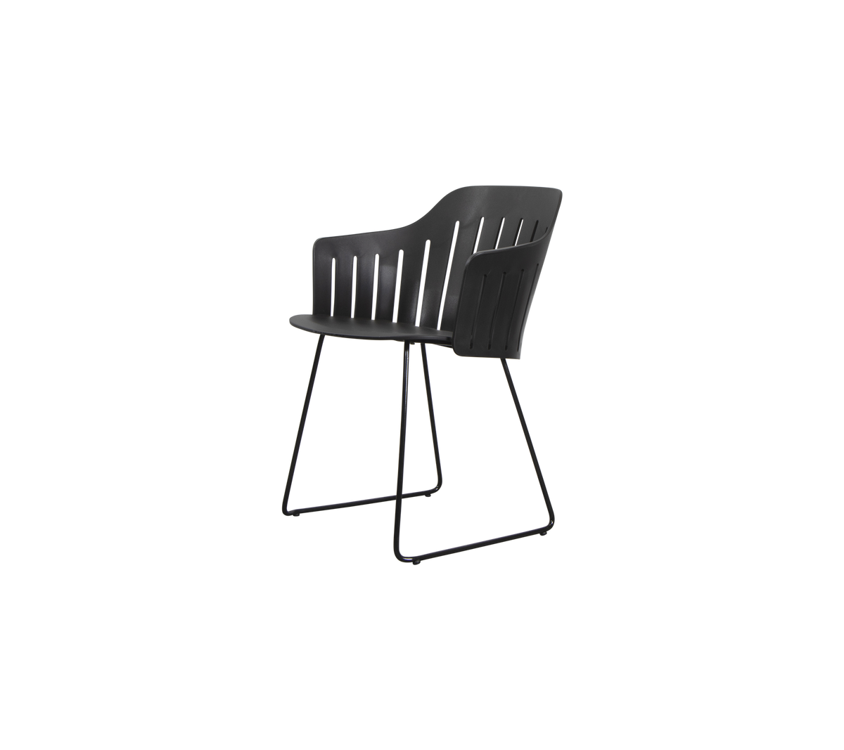Stijlvolle stoel met een slank ontwerp, een gebogen rugleuning en stevige metalen poten, ideaal voor modern zitten.