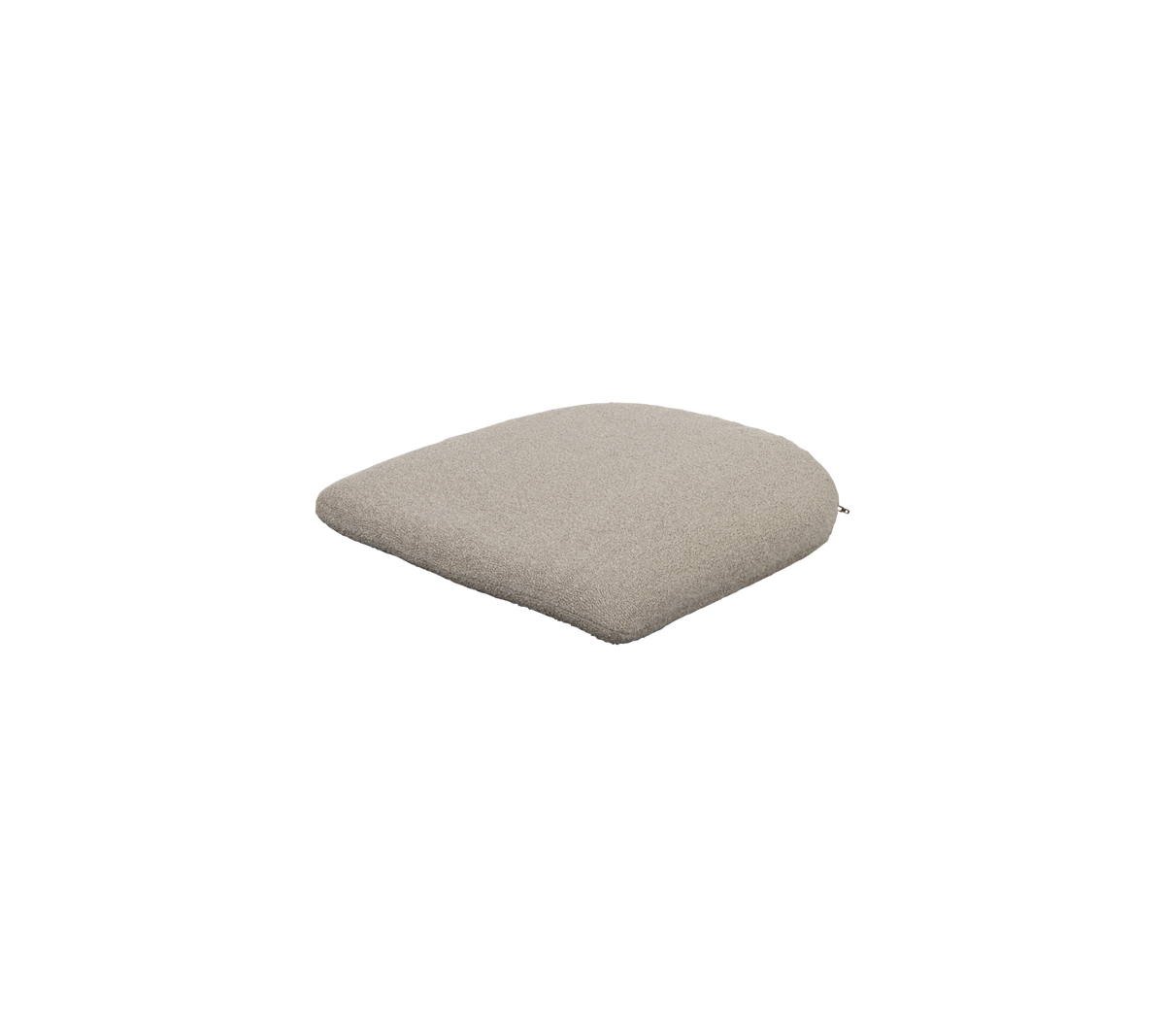 Vierkant kussen in een zachte beige stof, dat comfort biedt en een neutrale accent toevoegt aan elke zitarrangement.