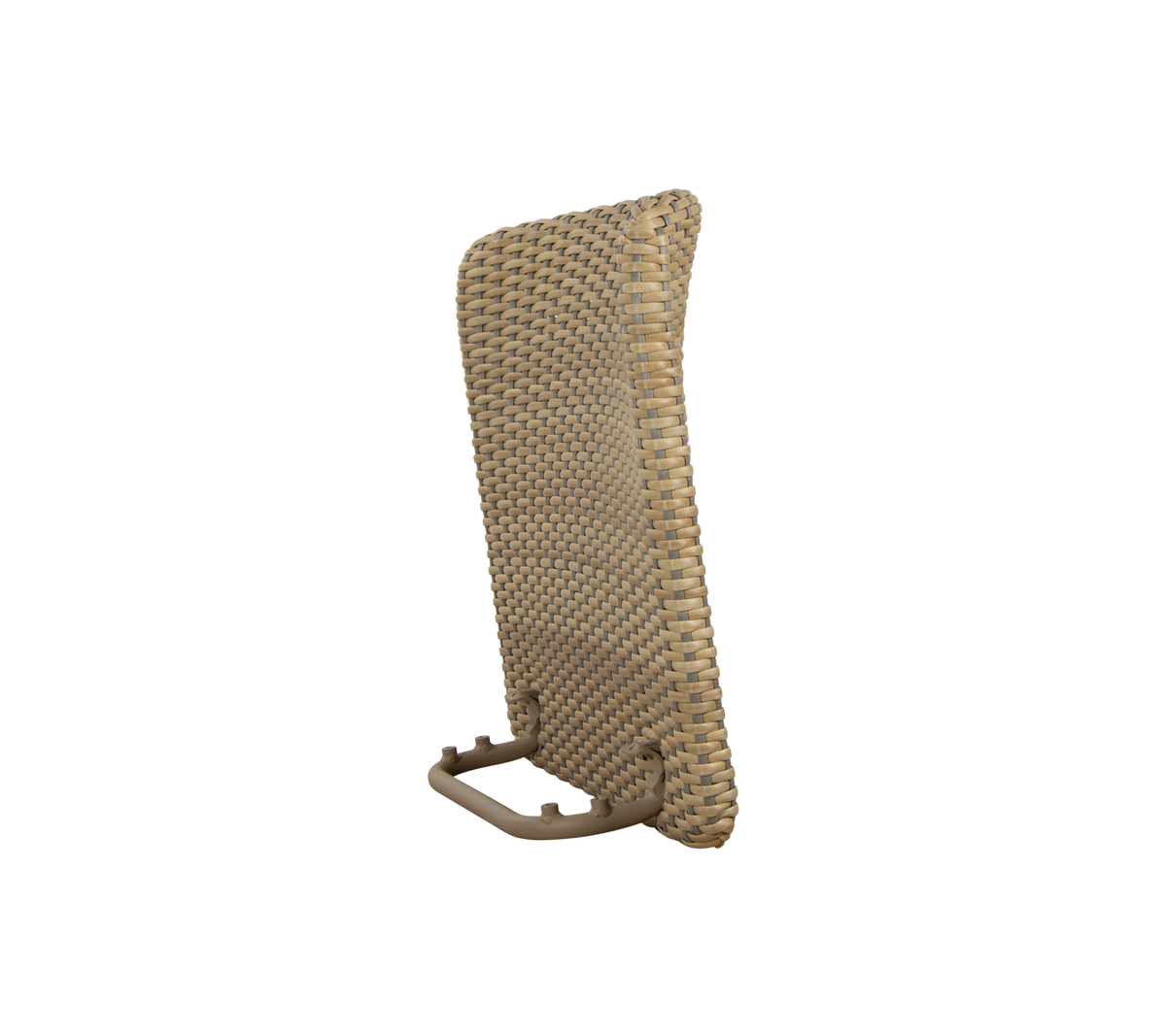 Een geweven zitkussen met een ondersteunende rugleuning en een draaghandvat, ontworpen voor comfort en veelzijdigheid.