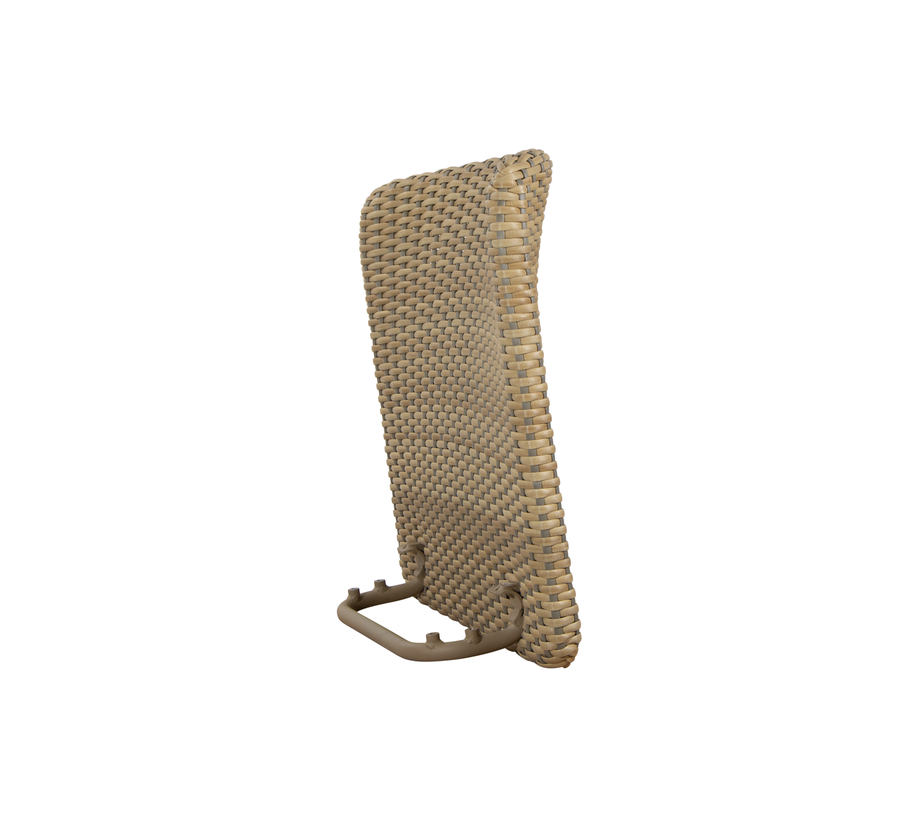 Een geweven zitkussen met een ondersteunende rugleuning en een draaghandvat, ontworpen voor comfort en veelzijdigheid.