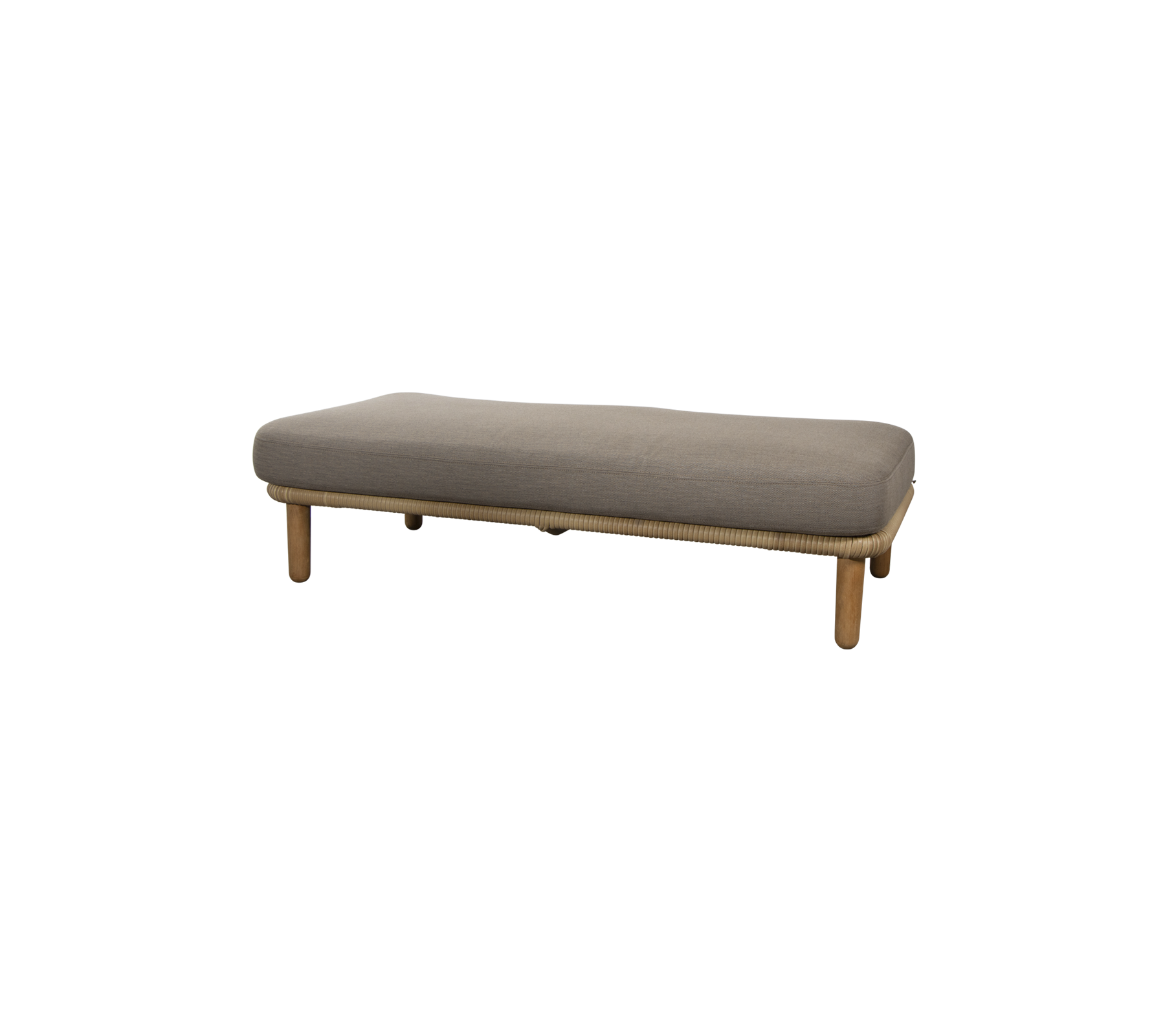 Minimalistische bank met een strak grijs kussen en natuurlijke houten poten, ideaal voor veelzijdig zitten in verschillende ruimtes.