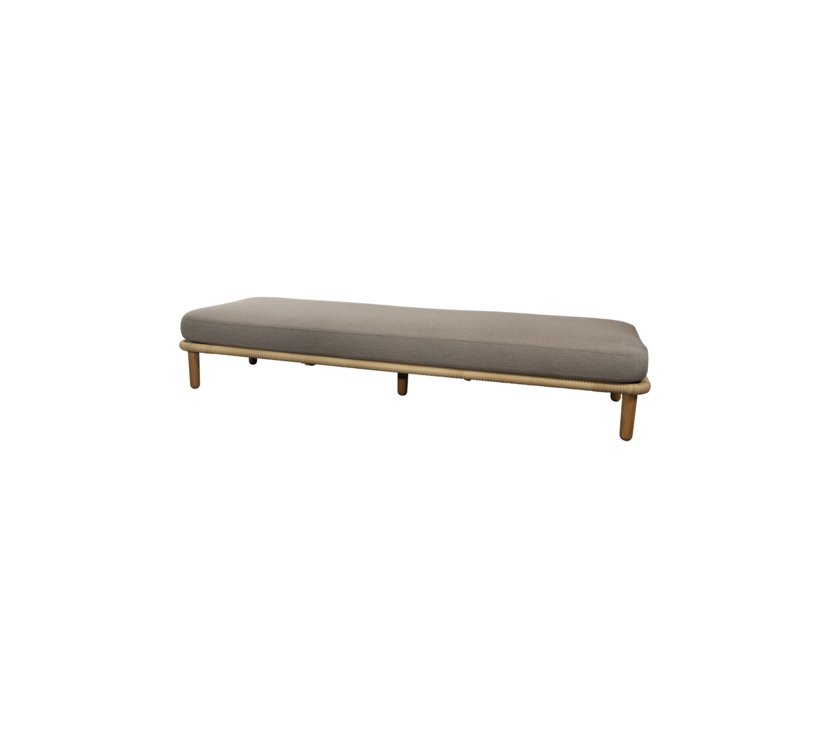 Een slanke, minimalistische bank met een gladde grijze kussen en houten poten, ontworpen voor veelzijdig zitten in verschillende ruimtes.