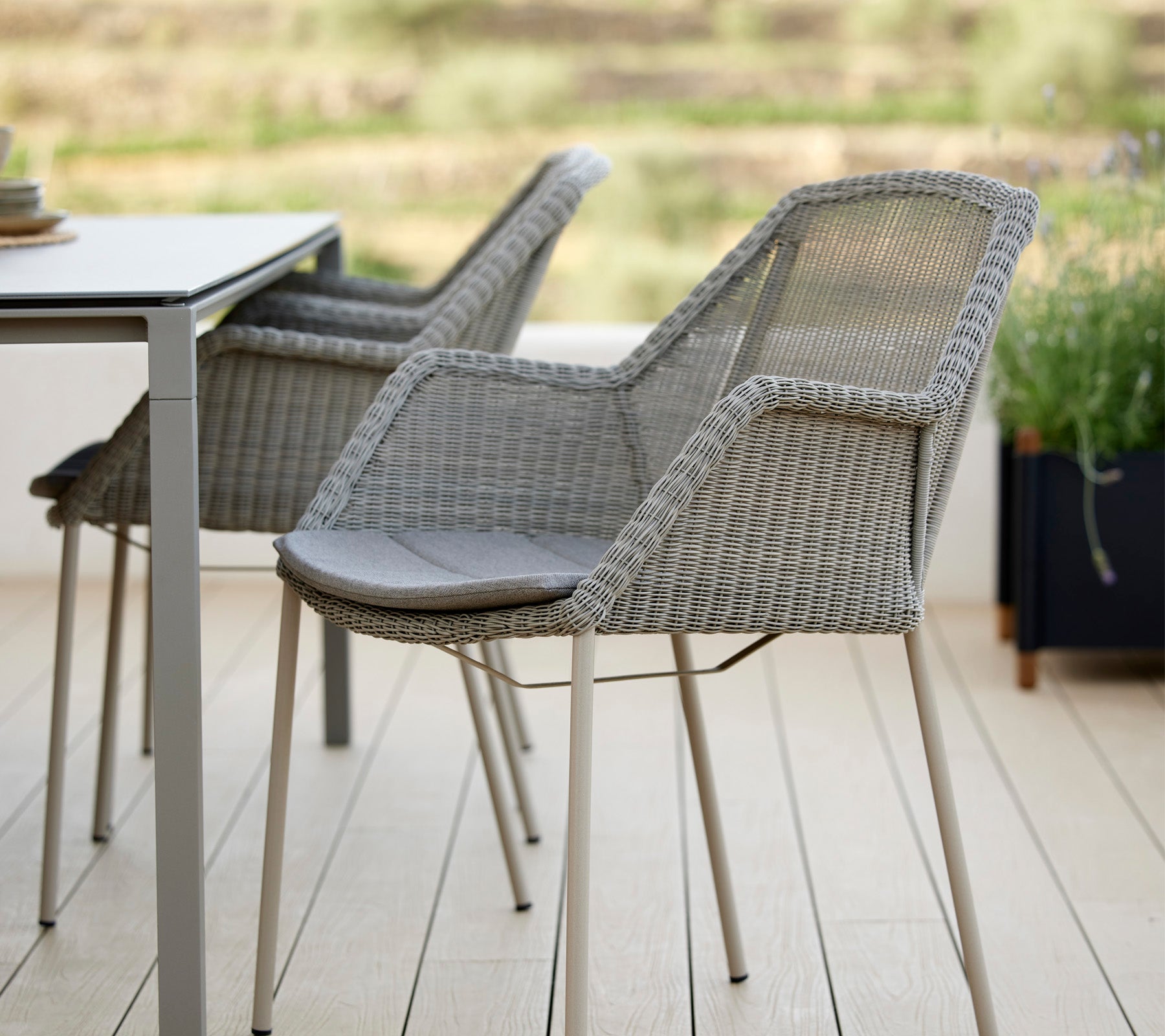 Cushion, Breeze chair stackable