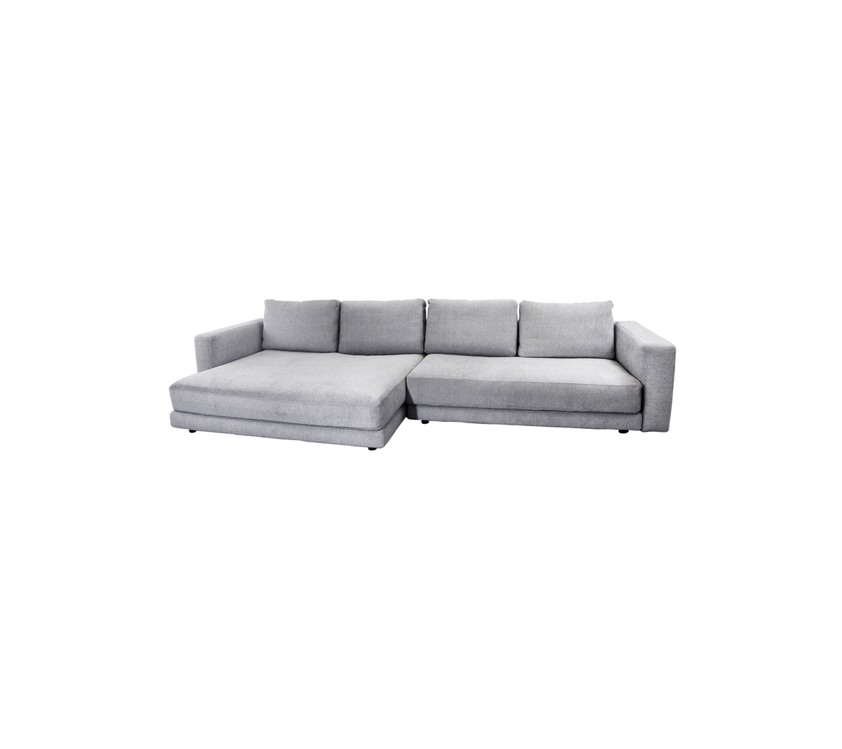 Moderne grijze sectiesofa met chaise longue, met pluche kussens en een strak design voor comfortabele zitplekken.