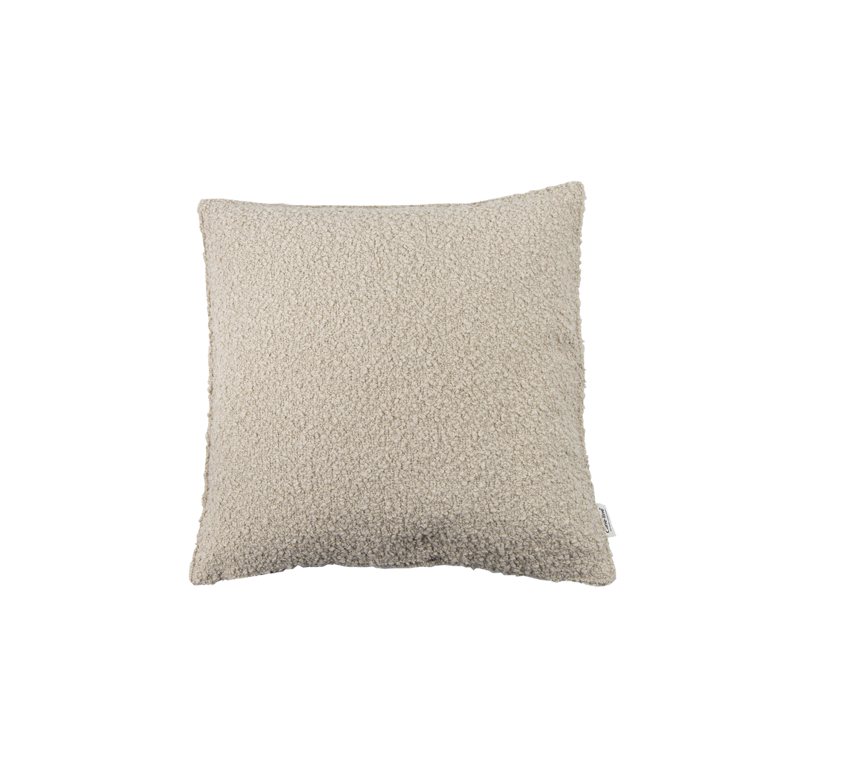 Vierkant kussen in een zachte beige textuur, perfect om comfort en stijl toe te voegen aan elke zitruimte.