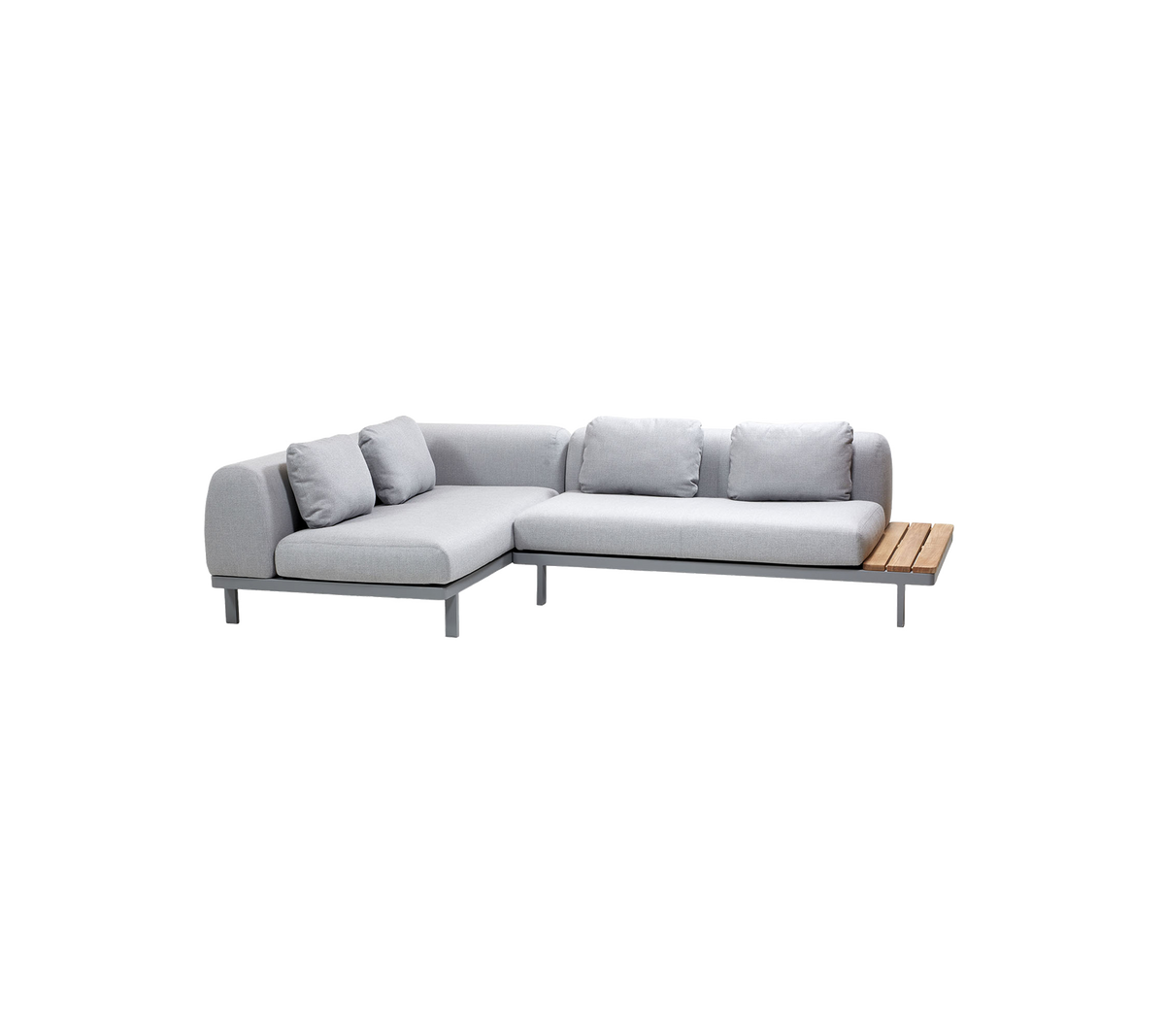 Moderne lichtgrijze sectionele bank met zachte kussens en een houten accenttafel aan de ene kant. Ideaal voor stijlvolle ontspanning en relaxatie.